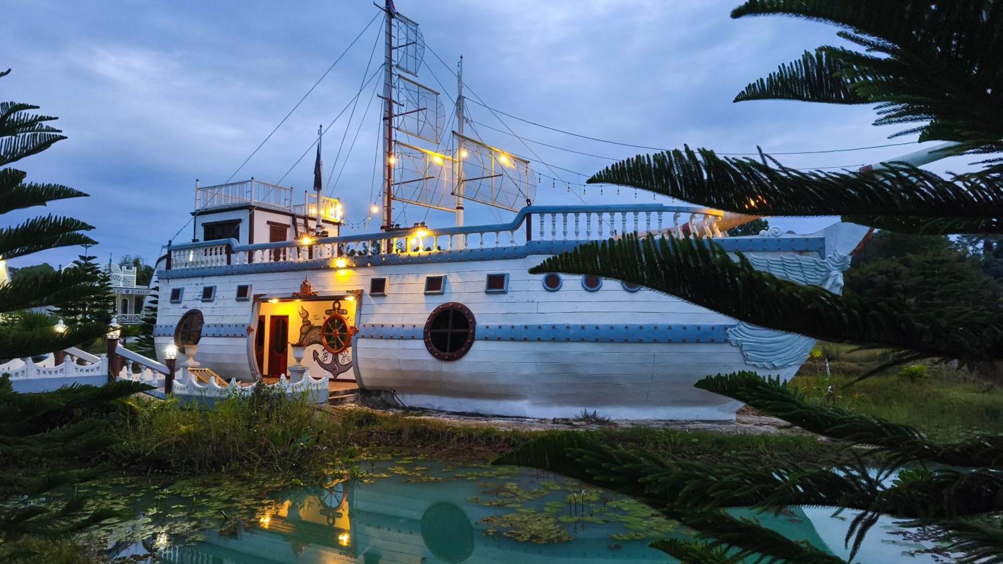 Boat And House Resort 카오코 외부 사진