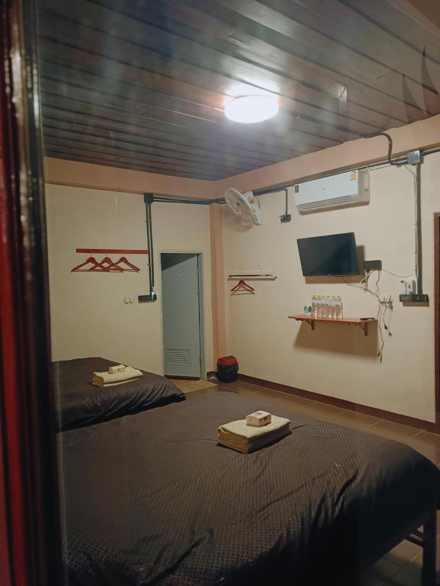 Boat And House Resort 카오코 외부 사진